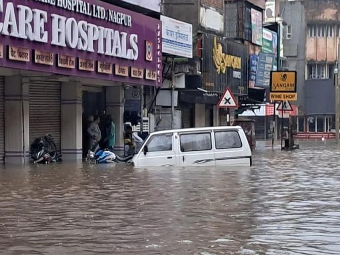 Nagpur: Expensive cars completely 'damaged', electrical and electronic equipment of most cars damaged | Nagpur: महागड्या कार पूर्णत: ‘डॅमेज’, बहुतांश कारची इलेक्ट्रिक व इलेक्ट्रॉनिक्स उपकरणे खराब Nagpur: Expensive cars completely 'damaged', electrical and electronic equipment of most cars damaged | Nagpur: महागड्या कार पूर्णत: ‘डॅमेज’, बहुतांश कारची इलेक्ट्रिक व इलेक्ट्रॉनिक्स उपकरणे खराब