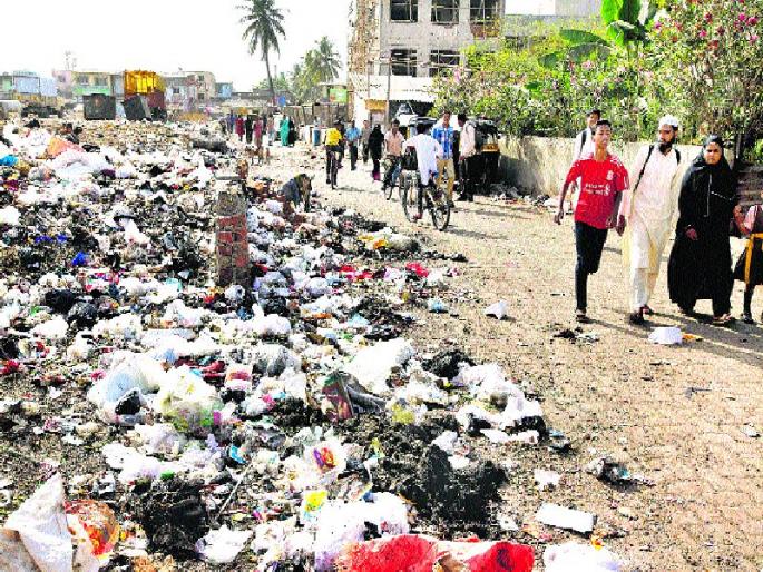 Contractor to Blacklisted Contracts | काळ्या यादीतील ठेकेदाराला कंत्राट Contractor to Blacklisted Contracts | काळ्या यादीतील ठेकेदाराला कंत्राट