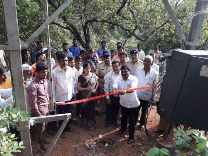 71 years after Independence 'Bright' Kigadwadi | स्वातंत्र्यानंतर 71 वर्षांनी 'उजळली' केगदवाडी 71 years after Independence 'Bright' Kigadwadi | स्वातंत्र्यानंतर 71 वर्षांनी 'उजळली' केगदवाडी