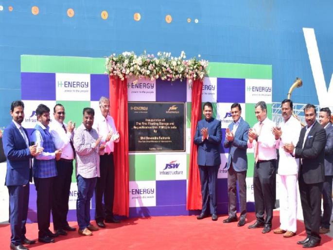 Chief Minister Fadnavis News | केवळ शुभेच्छा देत मुख्यमंत्री फडणवीस यांनी आटोपले भाषण Chief Minister Fadnavis News | केवळ शुभेच्छा देत मुख्यमंत्री फडणवीस यांनी आटोपले भाषण