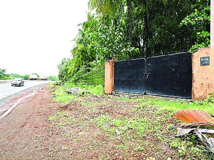 Mumbai-Goa highway : Narayan Rane's Nilesh Farma news | मुंबई-गोवा महामार्ग रुंदीकरण : नारायण राणेंच्या नीलेश फार्मला अभय? Mumbai-Goa highway : Narayan Rane's Nilesh Farma news | मुंबई-गोवा महामार्ग रुंदीकरण : नारायण राणेंच्या नीलेश फार्मला अभय?