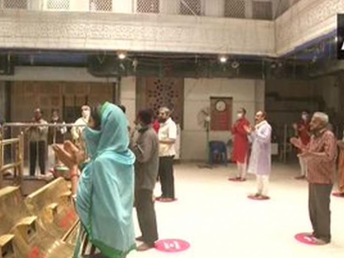 'Political' credit for opening places of worship: BJP-Sena clash | प्रार्थनास्थळे उघडण्याचे ‘राजकीय’ श्रेय : भाजप-सेनेत चढाओढ