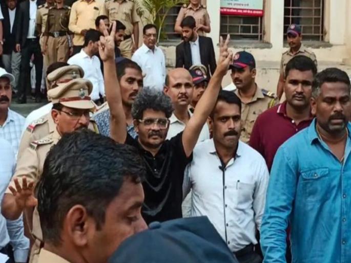 "I am a prisoner fighting for the working people," said lawyer Gunaratna Sadavarte after his release. | Gunaratna Sadavarte: माझा कैदीनंबर ५६८१; मी कष्टकऱ्यांसाठी लढणारा कैदी, १८ दिवस फक्त पाणी प्यायलो- गुणरत्न सदावर्ते "I am a prisoner fighting for the working people," said lawyer Gunaratna Sadavarte after his release. | Gunaratna Sadavarte: माझा कैदीनंबर ५६८१; मी कष्टकऱ्यांसाठी लढणारा कैदी, १८ दिवस फक्त पाणी प्यायलो- गुणरत्न सदावर्ते