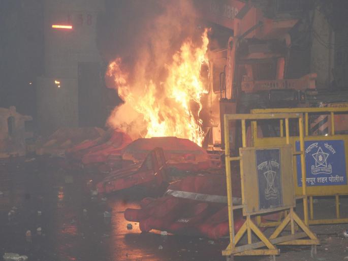 Nagpur Violence: The incident was planned by bringing people from outside; BJP MLA Pravin Datke claims | Nagpur Violence: बाहेरून लोकं आणून प्लॅनिंगनं घडवला प्रकार; भाजपा आमदाराचा दावा Nagpur Violence: The incident was planned by bringing people from outside; BJP MLA Pravin Datke claims | Nagpur Violence: बाहेरून लोकं आणून प्लॅनिंगनं घडवला प्रकार; भाजपा आमदाराचा दावा