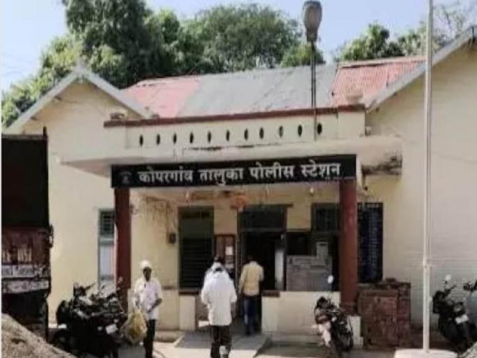 Aftermath of Kolgavthadi incident in Kopargaon | कोळगावथडी येथील घटनेचे पडसाद कोपरगावात; पोलिसांच्या आश्वासनानंतर तणाव निवळला