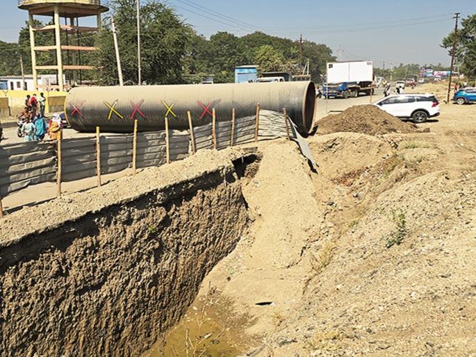 Shift the road, not the waterway! Land acquisition should be done on the opposite side of the National Highway | जलवाहिनी नव्हे, रस्ता शिफ्ट करा! विरुद्ध बाजूला नॅशनल हायवेने भूसंपादन करावे Shift the road, not the waterway! Land acquisition should be done on the opposite side of the National Highway | जलवाहिनी नव्हे, रस्ता शिफ्ट करा! विरुद्ध बाजूला नॅशनल हायवेने भूसंपादन करावे