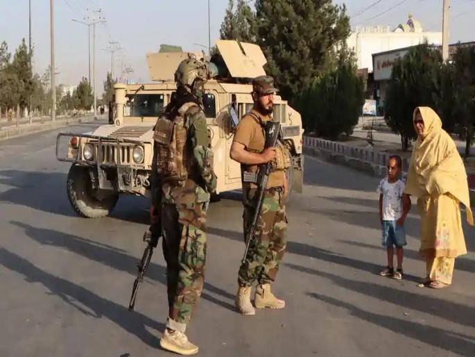 US exit from Afghanistan; Taliban control of the airport pdc | अफगाणिस्तानमधून अमेरिकेची एक्झिट; विमानतळावर तालिबान्यांचा ताबा US exit from Afghanistan; Taliban control of the airport pdc | अफगाणिस्तानमधून अमेरिकेची एक्झिट; विमानतळावर तालिबान्यांचा ताबा