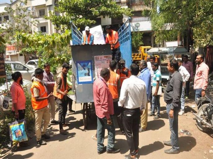 Removed street vendors in front of the collector's office; Encroachment action on footpaths in nagpur | जिल्हाधिकारी कार्यालयासमोरील पाटोडीवाल्यांना हटविले; शहरातील फुटपाथवर अतिक्रमण कारवाई