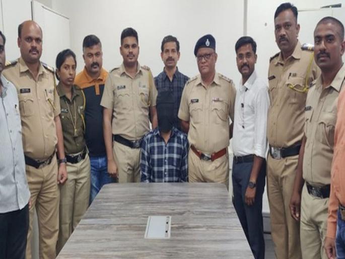 Extortion of 2 lakhs without giving agricultural materials, arrest the accused | शेती साहित्य न देता २ लाखांचा गंडा, आरोपीला ठोकल्या बेड्या, राजकोटमध्ये कारवाई Extortion of 2 lakhs without giving agricultural materials, arrest the accused | शेती साहित्य न देता २ लाखांचा गंडा, आरोपीला ठोकल्या बेड्या, राजकोटमध्ये कारवाई