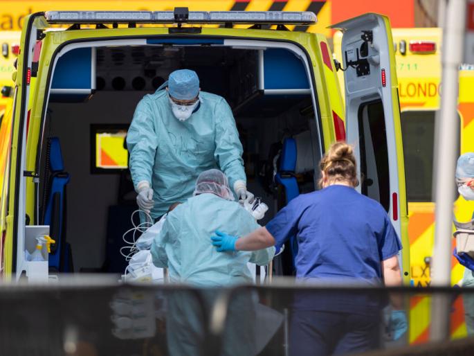 Havoc caused by the second wave of corona in European countries | युरोपीय देशांमध्ये कोरोनाच्या दुसऱ्या लाटेमुळे कहर Havoc caused by the second wave of corona in European countries | युरोपीय देशांमध्ये कोरोनाच्या दुसऱ्या लाटेमुळे कहर