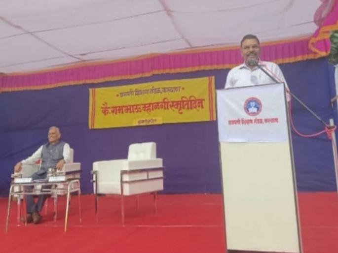 Youth who have completed 18 years should vote 100 percent: Vitthal Kamble | १८ वर्ष पूर्ण केलेल्या युवकांनी १०० टक्के मतदान करावे : विठ्ठल कांबळे Youth who have completed 18 years should vote 100 percent: Vitthal Kamble | १८ वर्ष पूर्ण केलेल्या युवकांनी १०० टक्के मतदान करावे : विठ्ठल कांबळे