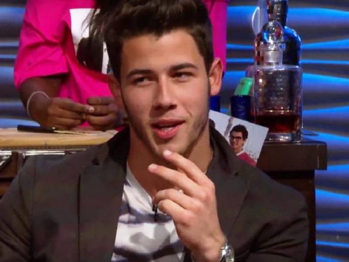 selena gomez talks about priyanka chopra husband nick jonas sexuality reveals | प्रियांकाचा पती निक जोनास आहे Gay? एक्स गर्लफ्रेंडने केला खुलासा selena gomez talks about priyanka chopra husband nick jonas sexuality reveals | प्रियांकाचा पती निक जोनास आहे Gay? एक्स गर्लफ्रेंडने केला खुलासा
