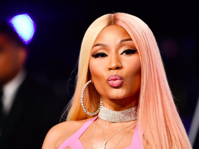 Nicki Minaj Accused Of Stabbing Ex-Boyfriend Safaree Samuels | निक्की मिनाजने एक्स-बॉयफ्रेन्डने केला गंभीर आरोप! ट्विटरवर काढली भडास!! Nicki Minaj Accused Of Stabbing Ex-Boyfriend Safaree Samuels | निक्की मिनाजने एक्स-बॉयफ्रेन्डने केला गंभीर आरोप! ट्विटरवर काढली भडास!!