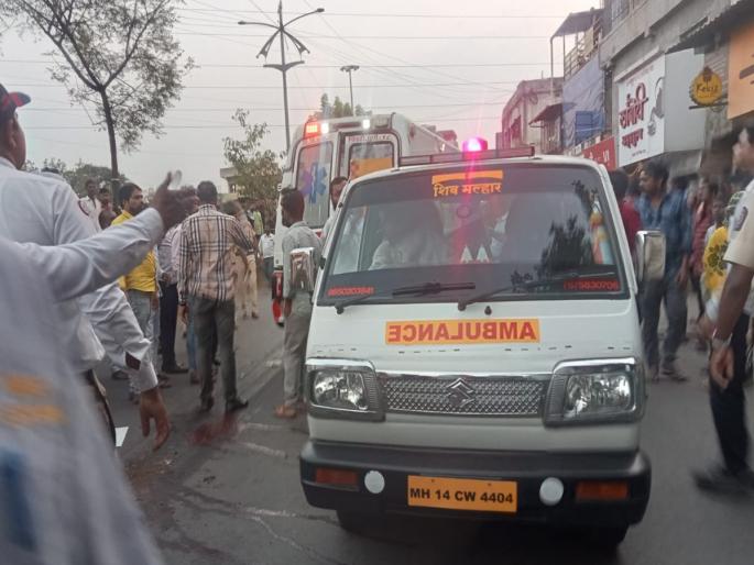 Fatal accident on Triveninagar-Talwade road, bike rider father dies; Boy injured | Pimpri Chinchwad: त्रिवेणीनगर-तळवडे रस्त्यावर भीषण अपघात, दुचाकीस्वार पित्याचा मृत्यू; मुलगा जखमी Fatal accident on Triveninagar-Talwade road, bike rider father dies; Boy injured | Pimpri Chinchwad: त्रिवेणीनगर-तळवडे रस्त्यावर भीषण अपघात, दुचाकीस्वार पित्याचा मृत्यू; मुलगा जखमी