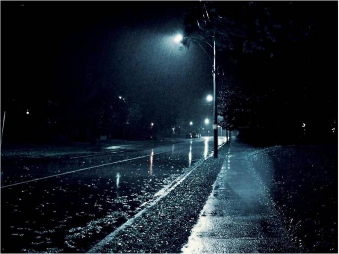 Pune city was hit by a heavy rain at midnight | पुणे शहराला तुफान पावसाने मध्यरात्री झोडपले Pune city was hit by a heavy rain at midnight | पुणे शहराला तुफान पावसाने मध्यरात्री झोडपले