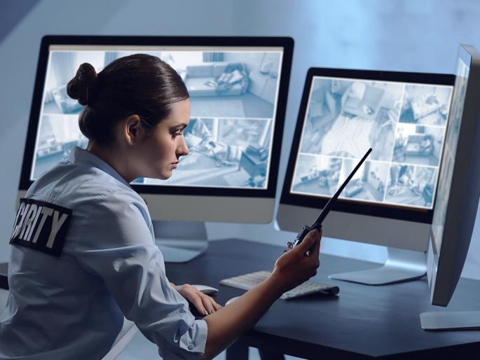 5000 young women will become 'Cyber Sakhi', an initiative of the State Women's Commission | ५००० तरुणी होणार ‘सायबर सखी’, राज्य महिला आयोगाचा उपक्रम  5000 young women will become 'Cyber Sakhi', an initiative of the State Women's Commission | ५००० तरुणी होणार ‘सायबर सखी’, राज्य महिला आयोगाचा उपक्रम