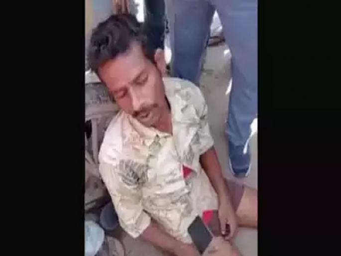 Farmer protest news , In the farmers agitation another laborer was beaten by Nihanga and his leg was broken | Farmer Protest: शेतकरी आंदोलनात निहंगाकडून अजून एका मजुराला बेदम मारहाण, पायही तोडला Farmer protest news , In the farmers agitation another laborer was beaten by Nihanga and his leg was broken | Farmer Protest: शेतकरी आंदोलनात निहंगाकडून अजून एका मजुराला बेदम मारहाण, पायही तोडला