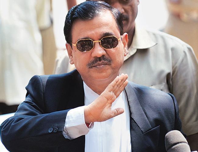 Prosecution for defamation case: Prosecutors from Ujwal Nikam, CID | कोथळे खून खटला संशयितांनी वकील न दिल्याने लांबणीवर : उज्वल निकम Prosecution for defamation case: Prosecutors from Ujwal Nikam, CID | कोथळे खून खटला संशयितांनी वकील न दिल्याने लांबणीवर : उज्वल निकम