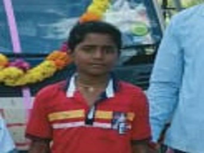 Eighth student commits suicide at Jeur | जेऊर येथे आठवीतील विद्यार्थ्याची आत्महत्या