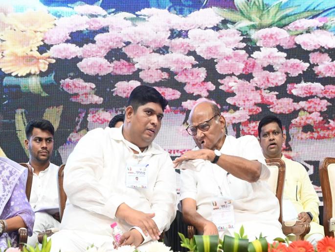 Maharashtra Assembly Election 2024 - NCP Sharad Pawar Group ticket to Swara Bhaskar's husband Fahad Ahmed in Anushaktinagar Constituency, aspirant Nilesh Bhosle upset | माझी बायको हिरोईन नाही म्हणून तिकिट मिळालं नसावं; शरद पवार गटातील इच्छुकाची खंत Maharashtra Assembly Election 2024 - NCP Sharad Pawar Group ticket to Swara Bhaskar's husband Fahad Ahmed in Anushaktinagar Constituency, aspirant Nilesh Bhosle upset | माझी बायको हिरोईन नाही म्हणून तिकिट मिळालं नसावं; शरद पवार गटातील इच्छुकाची खंत