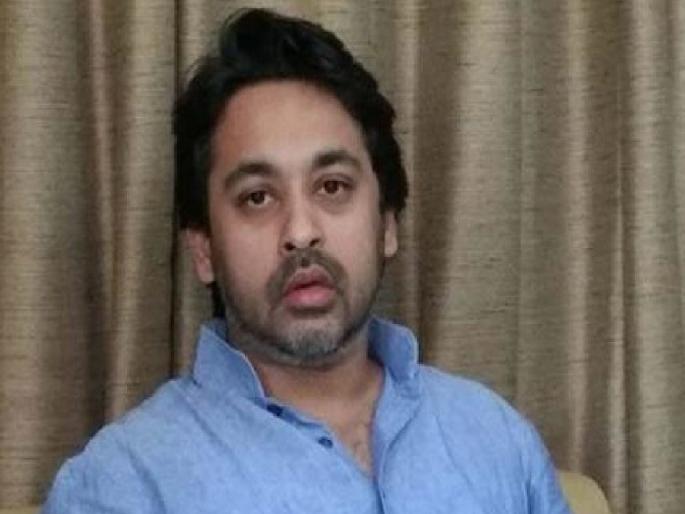 Stop march and road in cow slaughter case: Case registered against 450 people including Nilesh Rane  | गोवंशीय हत्येप्रकरणी मोर्चा अन् रास्ता रोको: नीलेश राणेंसह ४५० जणांवर गुन्हा दाखल  Stop march and road in cow slaughter case: Case registered against 450 people including Nilesh Rane  | गोवंशीय हत्येप्रकरणी मोर्चा अन् रास्ता रोको: नीलेश राणेंसह ४५० जणांवर गुन्हा दाखल