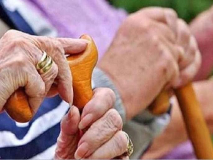 Golmaal in fundless fund | निराधारांच्या निधीत गोलमाल Golmaal in fundless fund | निराधारांच्या निधीत गोलमाल