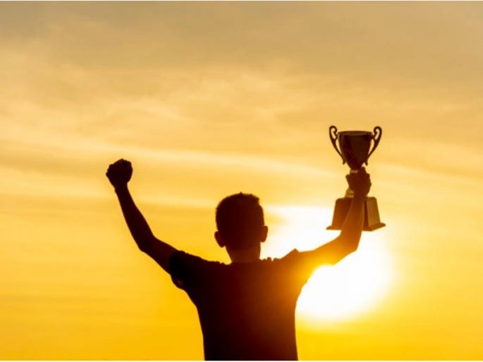 No decision is right, it has to be right! | कोणताही निर्णय योग्य नसतो, तो योग्य सिद्ध करावा लागतो! No decision is right, it has to be right! | कोणताही निर्णय योग्य नसतो, तो योग्य सिद्ध करावा लागतो!