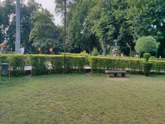 Lack of manpower, including the burden of 46 gardens of NIT | मनुष्यबळाचा अभाव, त्यात नासुप्रच्या ४६ उद्यानांचा भार Lack of manpower, including the burden of 46 gardens of NIT | मनुष्यबळाचा अभाव, त्यात नासुप्रच्या ४६ उद्यानांचा भार