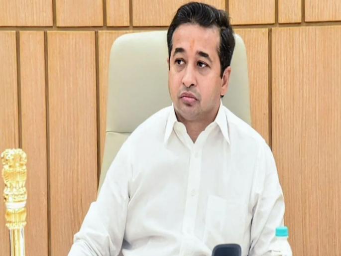 ‘If anyone wants development of the village, join BJP’, Nitesh Rane statement sparks discussion on whether he has forgotten his ministerial oath | कुजबुज! 'त्यांना' एक रुपयाही देणार नाही, भाजपा मंत्र्याला शपथेचा पडला विसर?
