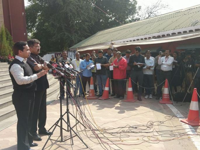 Demand for four-lane highways in Goa highway, Nitesh Rane's assembly | मुंबई - गोवा महामार्गाच्या महामार्ग चौपदरीकरणाच्या कामात भ्रष्टाचार, नीतेश राणे यांची विधानसभेत मागणी