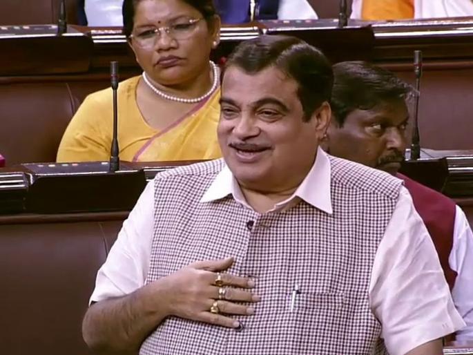 I feel guilty, book could be written on Mumbai-Goa, Sidhi-Singrauli highway - Nitin Gadkari in Rajyasabha | मला अपराधी वाटतेय, मुंबई-गोवा, सीधी-सिंगरौली हायवेंवर पुस्तक लिहिता येईल - गडकरी 