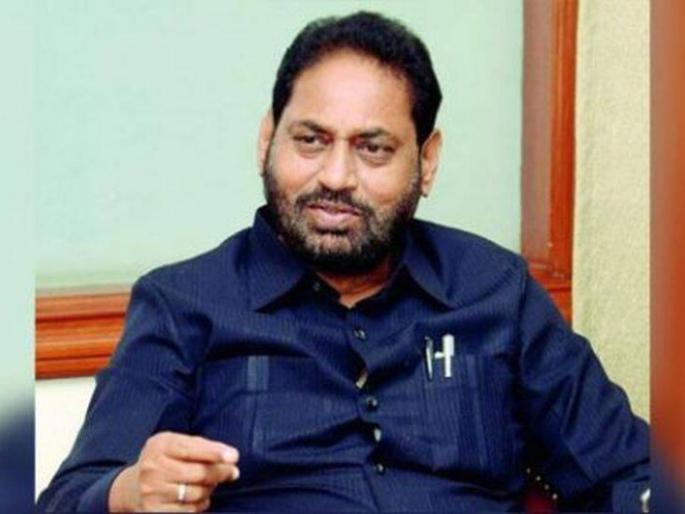 Indications of 'Lockdown' again: Guardian Minister's instructions to the administration | पुन्हा ‘लॉकडाऊन’चे संकेत : पालकमंत्र्यांचे प्रशासनाला तयारीचे निर्देश Indications of 'Lockdown' again: Guardian Minister's instructions to the administration | पुन्हा ‘लॉकडाऊन’चे संकेत : पालकमंत्र्यांचे प्रशासनाला तयारीचे निर्देश