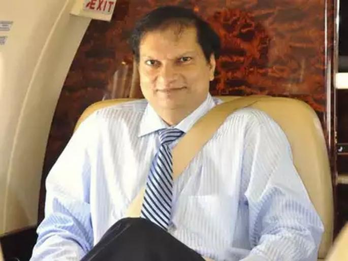 after nirav modi and mallya sterling group nitin sandesara fled to nigeria | माल्ल्या, मोदीनंतर आता गुजरातचा घोटाळेबाज उद्योगपती फरार; बँकांना 5 हजार कोटींचा चुना after nirav modi and mallya sterling group nitin sandesara fled to nigeria | माल्ल्या, मोदीनंतर आता गुजरातचा घोटाळेबाज उद्योगपती फरार; बँकांना 5 हजार कोटींचा चुना