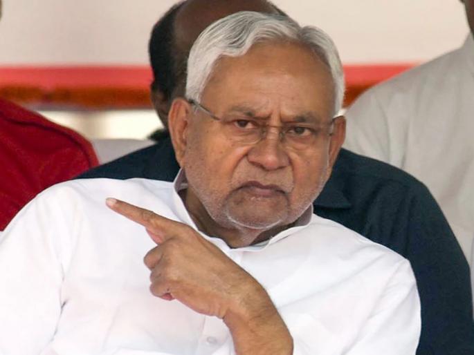 7 percent graduates, 25 percent poor among upper castes; Economic statistics in Bihar are shocking | 7 टक्के पदवीधर, सवर्णांमध्ये २५ टक्के गरीब; बिहारमध्ये आर्थिक आकडेवारी धक्कादायक 7 percent graduates, 25 percent poor among upper castes; Economic statistics in Bihar are shocking | 7 टक्के पदवीधर, सवर्णांमध्ये २५ टक्के गरीब; बिहारमध्ये आर्थिक आकडेवारी धक्कादायक