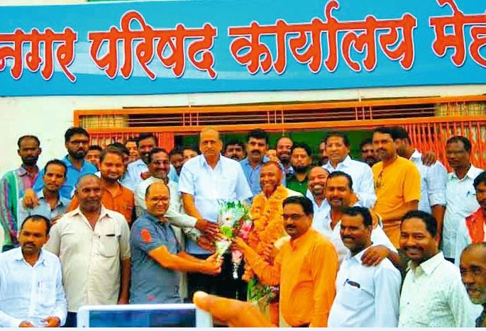 In the planning committee elections, the BJP is leading in four seats | नियोजन समिती निवडणुकीत भाजप आघाडीला चार जागा In the planning committee elections, the BJP is leading in four seats | नियोजन समिती निवडणुकीत भाजप आघाडीला चार जागा