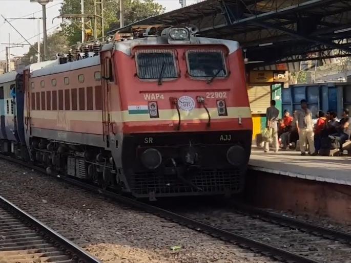 The Nizamuddin-Thiruvananthapuram train does not stop at Sindhudurg | निजामुद्दीन-थिरुवनंतपुरम गाडीला सिंधुदुर्गात थांबा नाही The Nizamuddin-Thiruvananthapuram train does not stop at Sindhudurg | निजामुद्दीन-थिरुवनंतपुरम गाडीला सिंधुदुर्गात थांबा नाही
