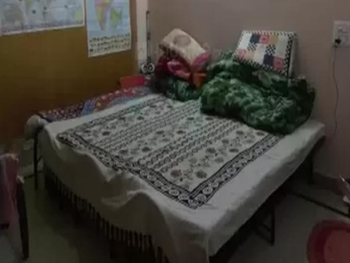 The incident of a woman being tortured with the help of two women has taken place in Dhule | दोन महिलांच्या मदतीने एका महिलेवर अत्याचार; गुपचूप व्हिडिओही काढले! The incident of a woman being tortured with the help of two women has taken place in Dhule | दोन महिलांच्या मदतीने एका महिलेवर अत्याचार; गुपचूप व्हिडिओही काढले!