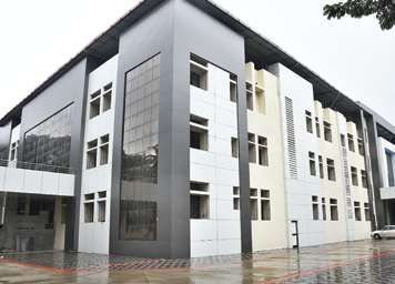 Panvelkar's health halt; | पनवेलकरांची आरोग्यविषयक हेळसांड थांबणार; उपजिल्हा रुग्णालयाचे काम पूर्ण Panvelkar's health halt; | पनवेलकरांची आरोग्यविषयक हेळसांड थांबणार; उपजिल्हा रुग्णालयाचे काम पूर्ण