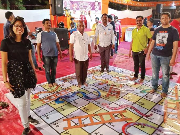 An attempt to exclude society from the mobile world; 'Childhood Games' activities in seaweed | मोबाइल विश्वातून समाजाला बाहेर काढण्याचा प्रयत्न; सीवूडमध्ये ‘खेळ खेळू बालपणीचे’ उपक्रम An attempt to exclude society from the mobile world; 'Childhood Games' activities in seaweed | मोबाइल विश्वातून समाजाला बाहेर काढण्याचा प्रयत्न; सीवूडमध्ये ‘खेळ खेळू बालपणीचे’ उपक्रम