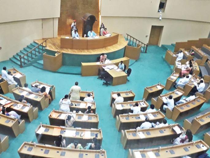 Within two hours the meeting was closed; A proposal of Rs 3 crore is approved | दोन तासांत सभा उरकली; तब्बल १२३ कोटींचे प्रस्ताव मंजूर