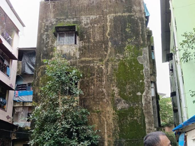 Dangerous building in Shiravane brought down | शिरवणेमधील धोकादायक इमारत केली खाली