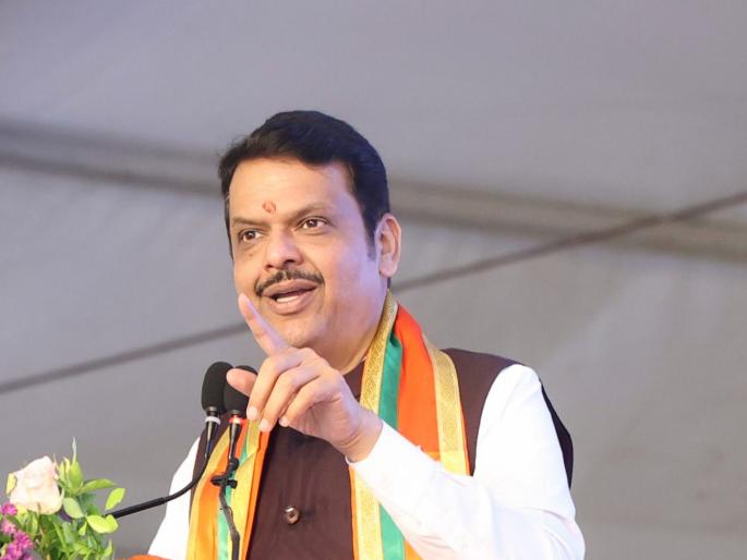 The British and the Swakis did injustice to the heroes of history, they were deleted - Devendra Fadnavis | इंग्रजांनी व स्वकियांनी इतिहासातील नायकांवर अन्याय केला, तो डिलीट करण्यात आला - देवेंद्र फडणवीस
