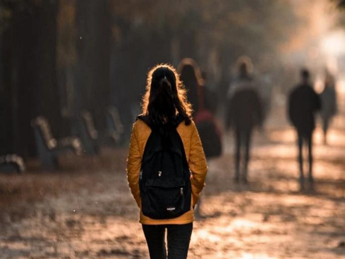 Schoolgirl raped by establishing love affair; Accused sentenced to 20 years of hard labor | शाळकरी मुलीवर प्रेमसंबंध प्रस्थापित करून अत्याचार; आरोपीला २० वर्षे सक्तमजुरीची शिक्षा