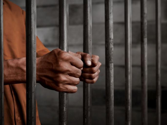 More than a hundred theft cases registered across the state; Thief from Pune finally arrested | राज्यभरात चोरीचे शंभरहून अधिक गुन्हे दाखल; पुण्यातून चोरटा अखेर गजाआड More than a hundred theft cases registered across the state; Thief from Pune finally arrested | राज्यभरात चोरीचे शंभरहून अधिक गुन्हे दाखल; पुण्यातून चोरटा अखेर गजाआड
