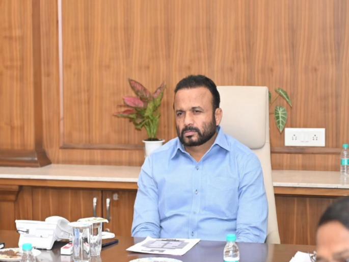 Teachers' union aggressive for convenient transfers in remote areas Demand for amendment letter from Jayakumar Gore | दुर्गम भागातील सोयीच्या बदल्यांसाठी शिक्षक संघ आक्रमक; जयकुमार गोरेंकडे दुरुस्तीपत्राची मागणी Teachers' union aggressive for convenient transfers in remote areas Demand for amendment letter from Jayakumar Gore | दुर्गम भागातील सोयीच्या बदल्यांसाठी शिक्षक संघ आक्रमक; जयकुमार गोरेंकडे दुरुस्तीपत्राची मागणी