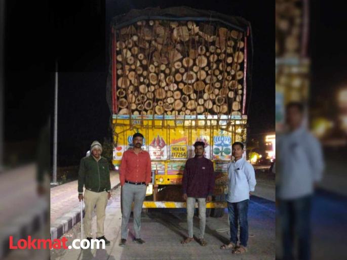 Smuggling of subabhul, neem, mango, shiras, acacia wood; Major action by the Forest Department | सुबाभुळ, कडुलिंब, आंबा, शिरस, बाभूळच्या लाकडाची तस्करी; जुन्नरमध्ये वनविभागाकडून मोठी कारवाई Smuggling of subabhul, neem, mango, shiras, acacia wood; Major action by the Forest Department | सुबाभुळ, कडुलिंब, आंबा, शिरस, बाभूळच्या लाकडाची तस्करी; जुन्नरमध्ये वनविभागाकडून मोठी कारवाई