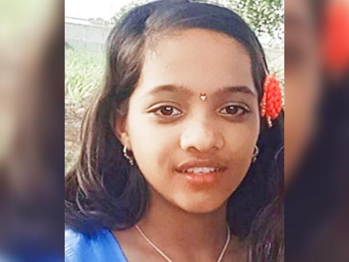 Car hit while standing at ST stop Unfortunate death of 7th class student incident in Shirur taluka | एसटी थांब्यावर उभी असताना कारची धडक; सातवीत शिकणाऱ्या विद्यार्थिनीचा दुर्दैवी मृत्यू, शिरूर तालुक्यातील घटना Car hit while standing at ST stop Unfortunate death of 7th class student incident in Shirur taluka | एसटी थांब्यावर उभी असताना कारची धडक; सातवीत शिकणाऱ्या विद्यार्थिनीचा दुर्दैवी मृत्यू, शिरूर तालुक्यातील घटना