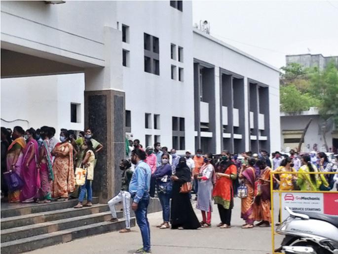 Corona Vaccination: All vaccination centers in Navi Mumbai closed | Corona Vaccination: नवी मुंबईतील सर्व लसीकरण केंद्रे बंद; नवीन डोस येण्याची प्रतीक्षा