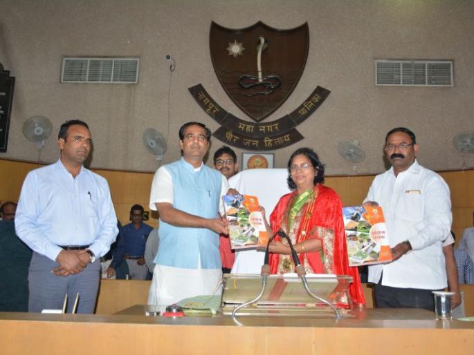 Nagpur Municipal Corporation's 'Jumbo' budget of 2946 crore | नागपूर मनपाचा २९४६ कोटींचा ‘जम्बो’ अर्थसंकल्प Nagpur Municipal Corporation's 'Jumbo' budget of 2946 crore | नागपूर मनपाचा २९४६ कोटींचा ‘जम्बो’ अर्थसंकल्प
