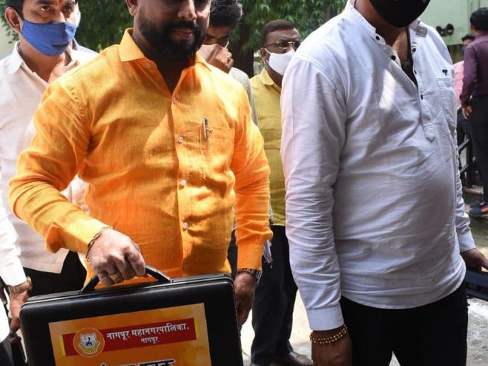 NMC 476.87 crore cut budget | मनपा अर्थसंकल्पाला ४७६.८७ कोटीचा कट